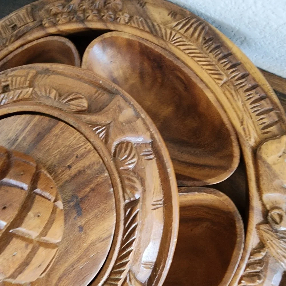 Hand Carved 3 Tier‎ Teak Pineapple Monkey Pod Lazy Susan Serving Tower Vintage